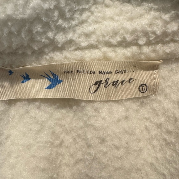 Her Entire Name Says Grace Ivory Sherpa Jacket with Gray Accents Size L - Picture 13 of 16